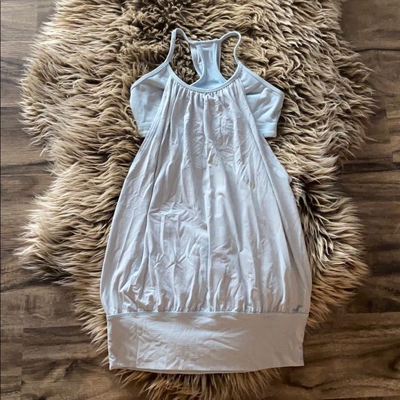 Lululemon no limits tank - Picture 3 of 16